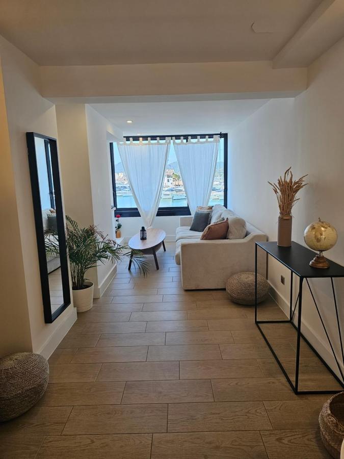 Tres Grand Deux Pieces Marines De Cogolin Apartment Exterior photo